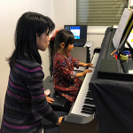 藤沢ピアノ音楽教室は「学びの才能を育てる」を基本理念として、生徒ひとりひとりに寄り添い、 ピアノの楽しさ、上達の喜びを感じる指導・レッスンを行っております。
